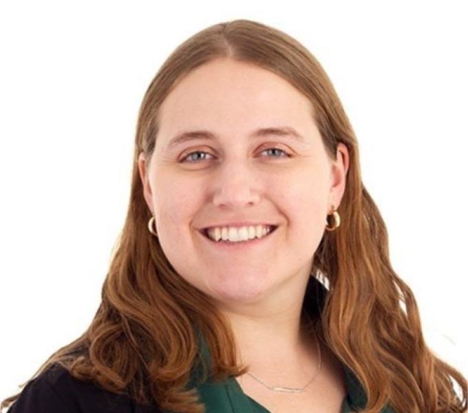 Photo of Rebecca Shisler
